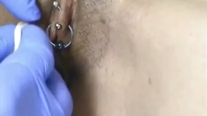 Horizontal menutup hood piercing bokep dokter jepang