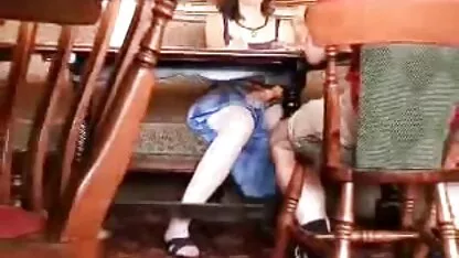 Rok lipslip bokep sekretaris