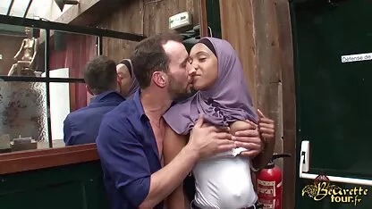 Fakta kecil zetoun penuh antrian bonne menuangkan le arab tur jav edisi saori hara