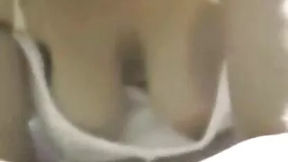 Ibu mengambil di Taman jilbab video sex