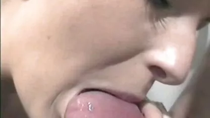 5 koma video jilbab ngemut kontol