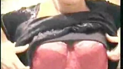Masturbasi Amatir di tempat tidur video xx bokep