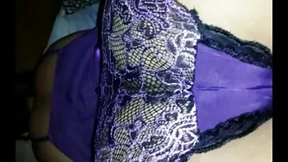 Istriku menggoda. vidio bokep xxx china