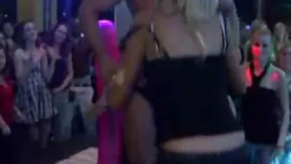 Sex group di klub strip laki-laki film bokep ayu ting ting