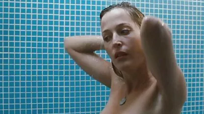 Gillian anderson - strightheads cersex tante genit