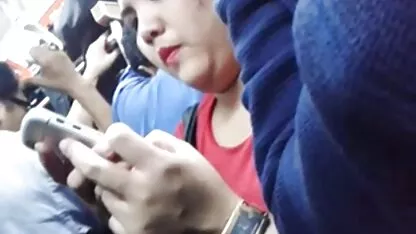 Surprise di kereta Dia menyukaiku bokep jepang ibu mertua