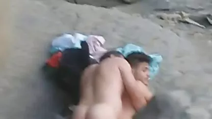 Di pantai, video bercinta hot