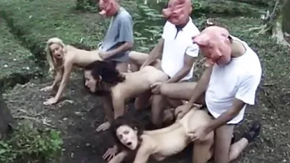 Gangbang di hutan boke istri selingkuh
