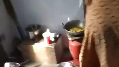 Bermain dengan teman-teman kakak cerita dewasa yang hot