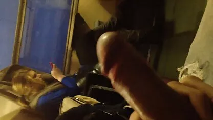 Kereta api umum, dan kau tahu itu bokep penis besar
