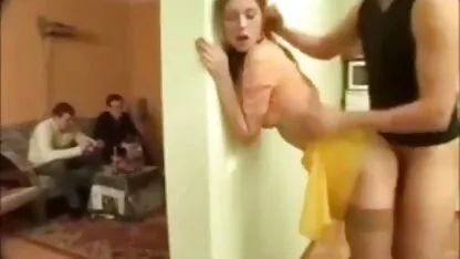 Dia di kamar sebelah video bojep selingkuh