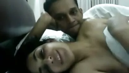 Keras Remaja India bokeb montok mulus
