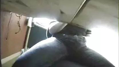 Panas tersembunyi di bawah meja Masturbasi! mom jap sex