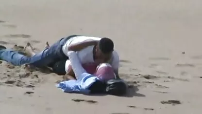 Arab dengan gadis-gadis di pantai cantik mulus 3gp