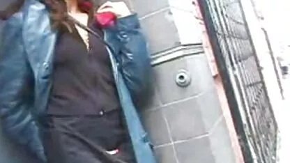 Madurita se play en la calle con su nuevo dildo bokep negro kontol super gede