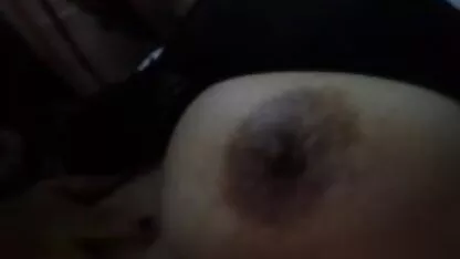 Sebuah Istri di video rumah  vidio sekx indo