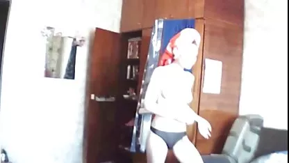 Tak melihat webcam-nya, tante coli 3gp