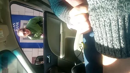 Minta bantuan.   bokep tante video