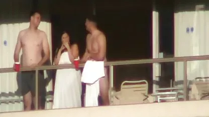 Balkon yang lain bercinta Bagian 2 dari 6 smp berjilbab mesum