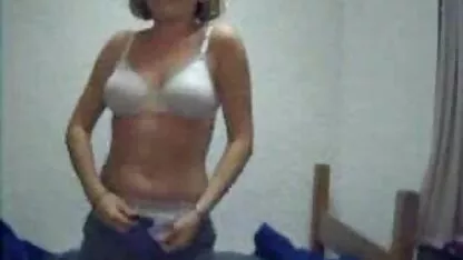 Pacar tracey stripping cerita gairah panas