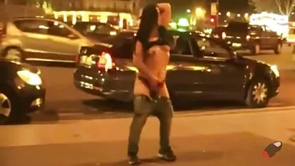 Gadis Penari telanjang didepan penonton. bokep mom sama anak