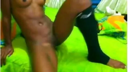 Sindiran Ebony aneh, menunjukkan & menyentuh nonton streaming bokep free