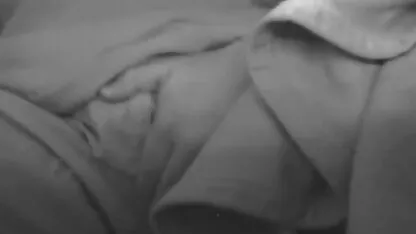 Gadis tertangkap masturbasi di bawah meja bokep famili barat