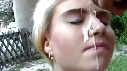 Ambil cute wajah besar video seks saudara