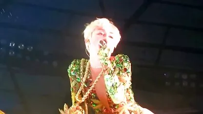 Dia miley cyrus melakukan seks Kompilasi film bokep barat panjang