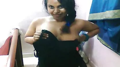 Lily India mengekspos mainannya di cam tonton vidio bokef