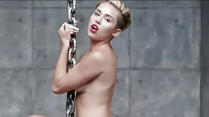 Miley cyrus  ceritaxxx selingkuh